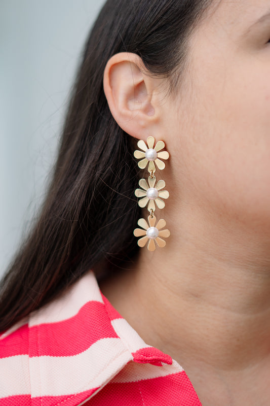 Darling Daisy Earrings