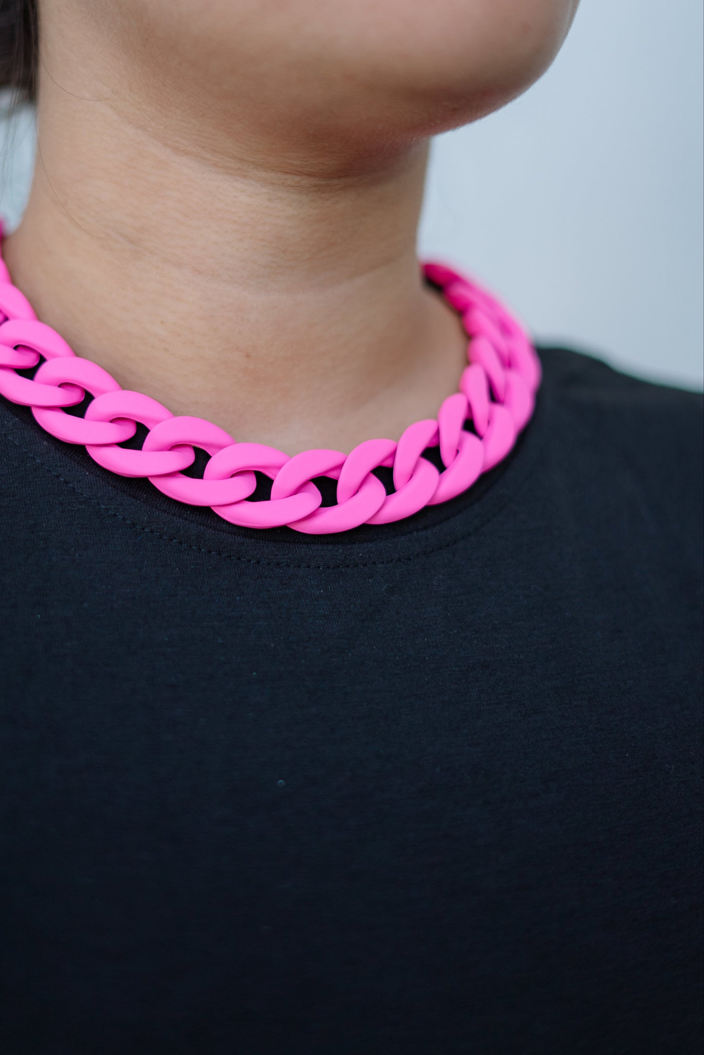 Vivid Links Necklace