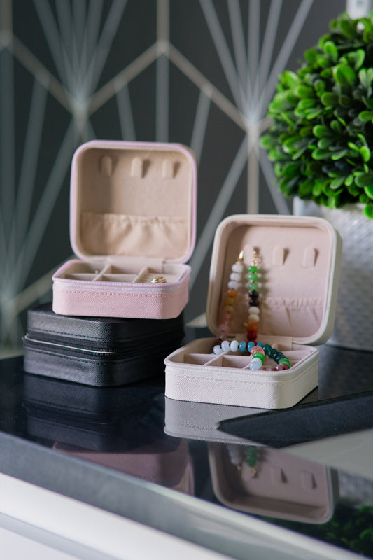 Under Cover Jewelry Case