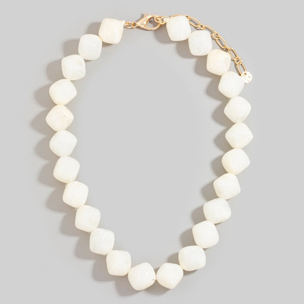 Too Bold to Fold Necklace