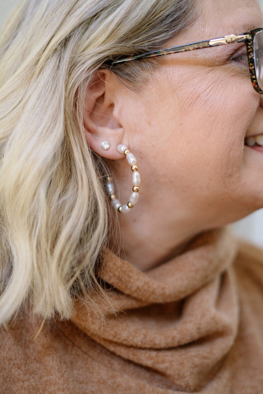 Pearla & Gold Hoop Earrings