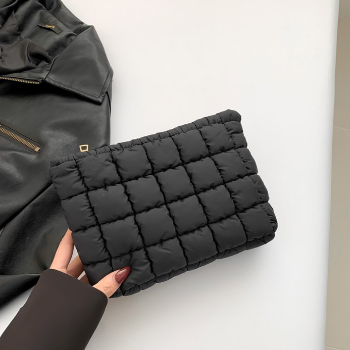 Bougie Puff Pouch - Black