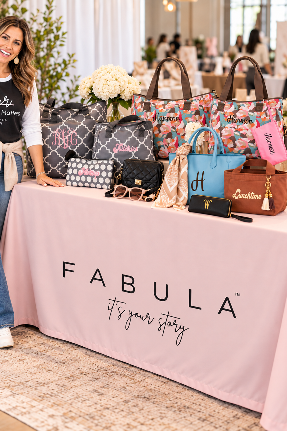 FABULA Logo Tablecloths