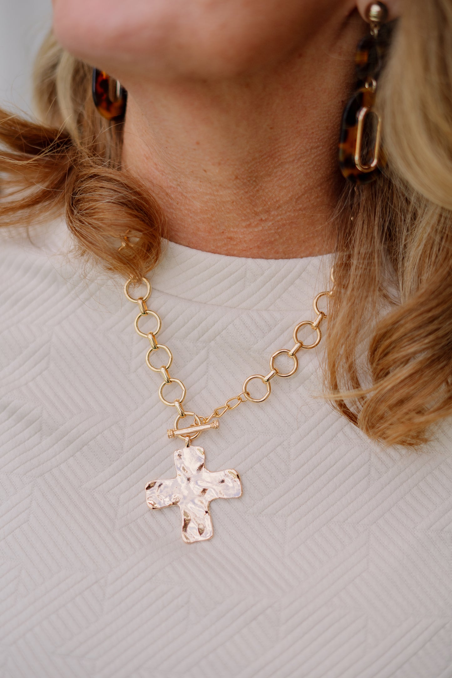 Noble Hammered Toggle Necklace