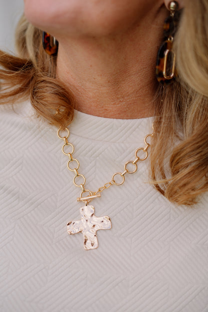 Noble Hammered Toggle Necklace