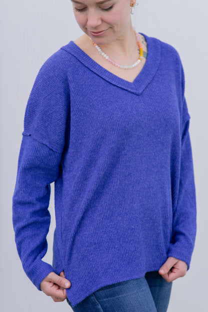 Vibrant V-Neck - Bright Blue
