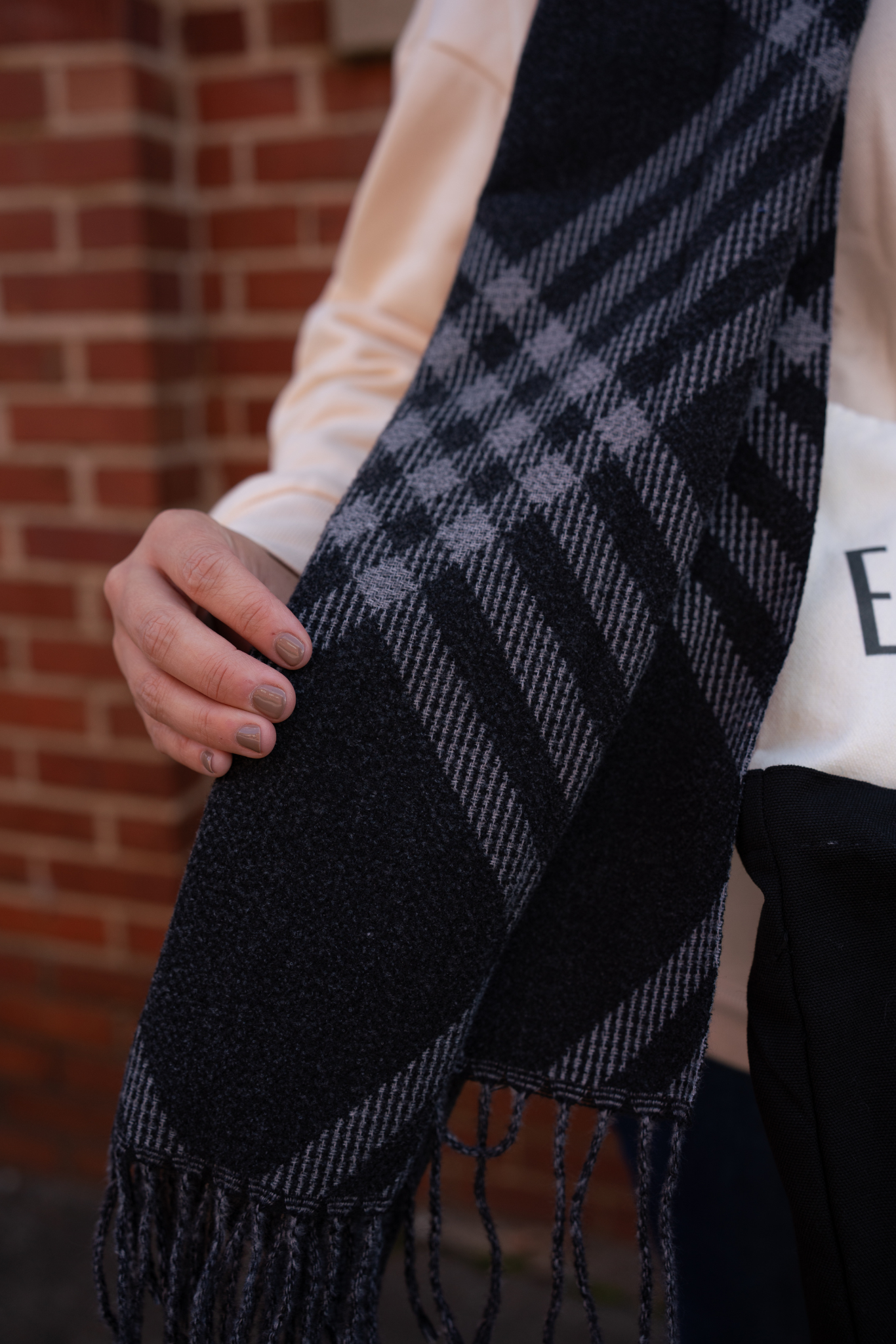 Mad For Plaid Scarf - Black